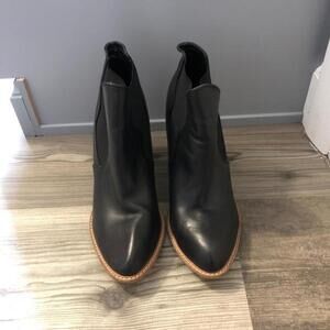 Chinese‎ Laundry Size 10 Black Ankle Boots
